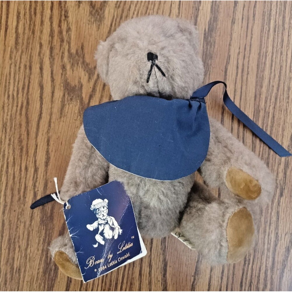Handcrafted Winter Teddy Bears By Letitia Oswald "Gretchen" 1984 Made in USA 7"